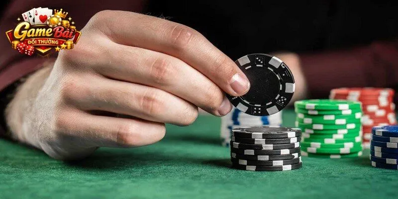 Continuation bet là kỹ thuật bluff giúp bạn kiểm soát pot sau khi raise pre-flop